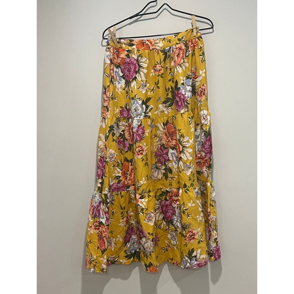 Rachel Roy Floral Maxi Skirt
Tiered Linen Blend‎ Womans Size Small